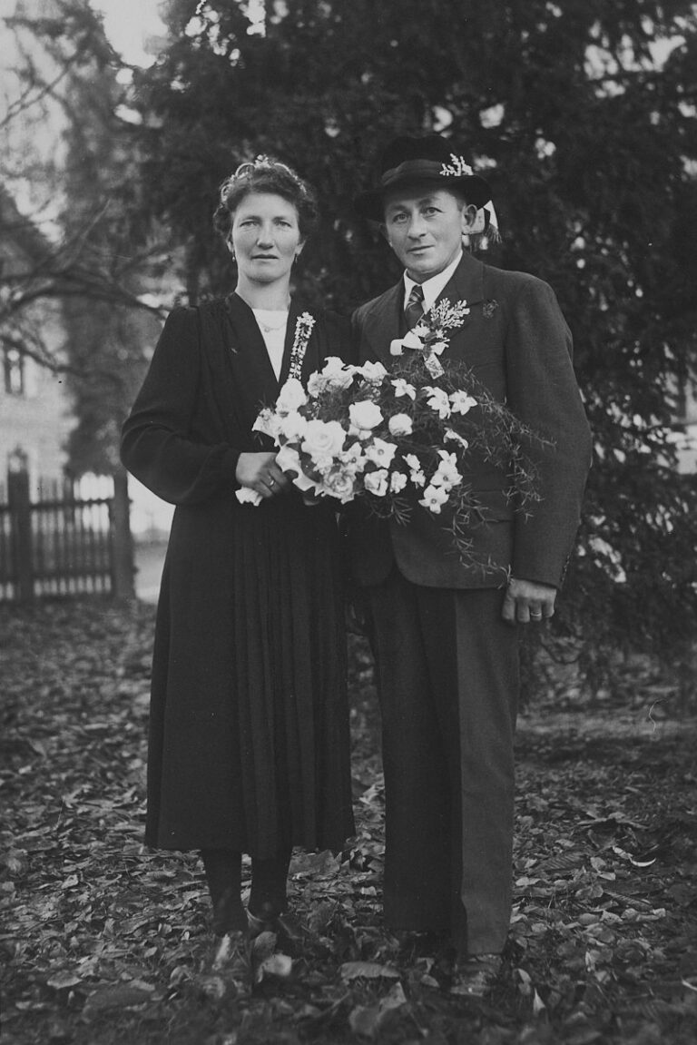 Hof Schneitzberger (Laiter) Theresia und Josef(?) Pillichshammer